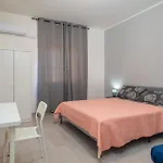 Nicole Rooms